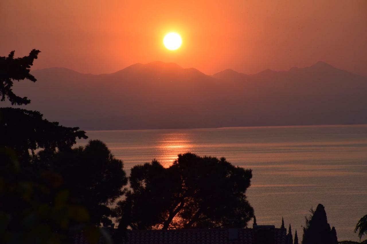 Lovely Villa Elena - Garda Lake Bardolino Dış mekan fotoğraf